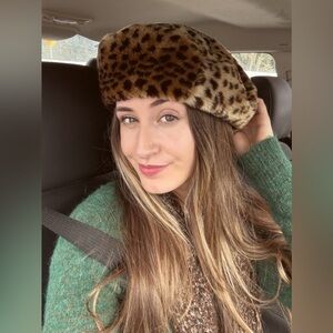 Meet your Posher, Selina